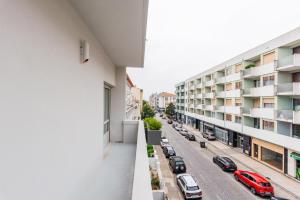 Imagem da galeria de AMAZING DUPLEX - Mid Century Experience & PARKING no Porto