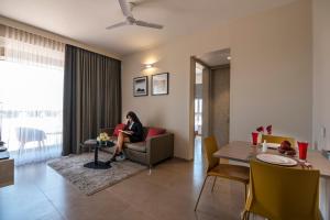 Hotel Avora Tree By Rivido Kempegowda Airport Road的休息区