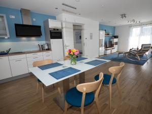 Kuchyň nebo kuchyňský kout v ubytování 16Lilien Apartmentwohnung Gartenblick + 10 fotografií