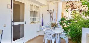 Vonkajšia záhrada v ubytovaní APARTAMENTO CERCA DE PLAYA Y MONTAÑA IDEAL FAMILIAS O RELAX