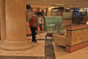 Tetamu yang menginap di Tunjungan Hotel