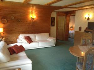 Posedenie v ubytovaní Appartements Jochum