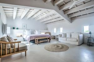 Postel nebo postele na pokoji v ubytování Torre Vella Fontenille Menorca