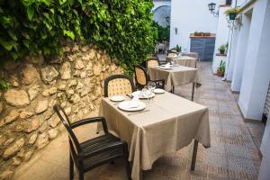 Restauracja lub miejsce do jedzenia w obiekcie Hotel Zuhayra