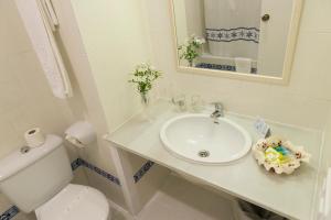 Kúpeľňa v ubytovaní Hotel Zuhayra + 37 fotografií
