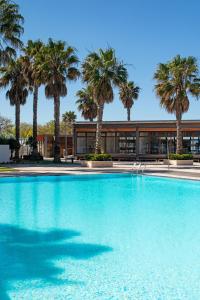 Piscina a Bafureira Cascais Apartment; Condomínio privado com piscina o a prop