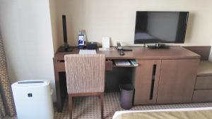 Télévision ou salle de divertissement dans l'établissement Hotel Metropolitan Nagano