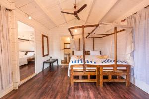 Кровать или кровати в номере Sea Star Resort