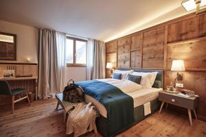 Krevet ili kreveti u jedinici u okviru objekta Goldene Rose Karthaus a member of Small Luxury Hotels of the World