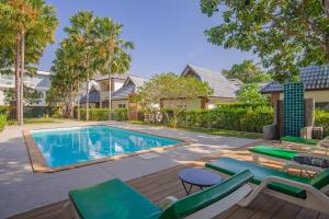 Bazén v ubytování Parida Resort nebo v jeho okolí