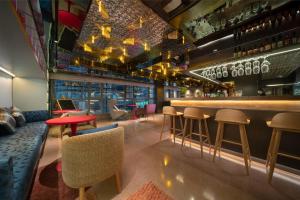Lounge nebo bar v ubytování CityNote Hotel Beijing Road Pedestrian Guangzhou