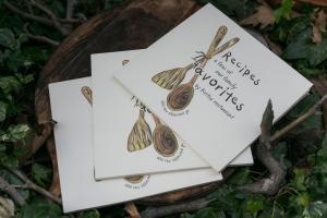 a couple of cards withpokepokepokepokepokepokepokepokepokeablingabling at Gastronomy Hotel Kritsa in Portaria