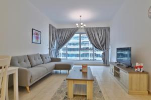 Gallery image of OYO 512 Home Skycourt Tower 1217, 1BHK in Dubai