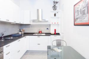 Кухня или кухненски бокс в Libri Flat