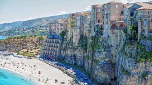 Gallery image of Tropea Travel's House in Tropea