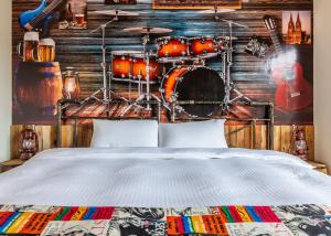 Rock nest view inn客房内的一张或多张床位