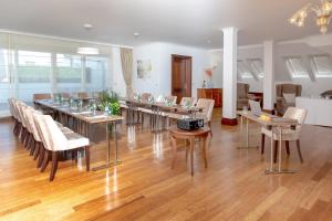 Posezení v ubytování Hotel Le Premier