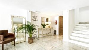 Uma área de estar em Villa Marina