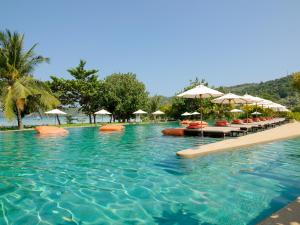 Piscina di PP Charlie Beach Resort o nelle vicinanze