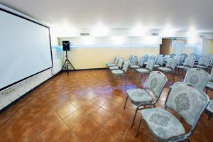 Gallery image of Kiev 365 Park Hotel in Kyiv