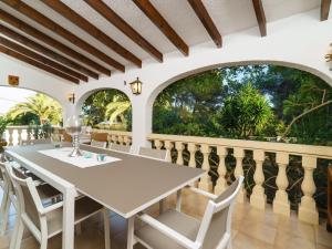Zahrada ubytování Villa El Palmeral by Interhome