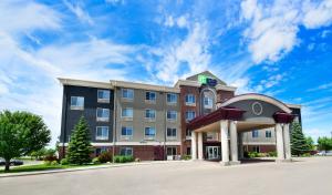 Foto da galeria de Holiday Inn Express Hotel & Suites Grand Forks, an IHG Hotel em Grand Forks