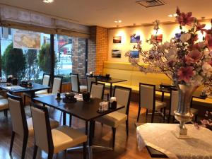 Un restaurant sau alt loc unde se poate mânca la Hotel Crown Hills Kamaishi
