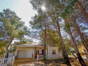 Fotografia z galérie ubytovania Villa Uno by Interhome v destinácii L'Ametlla de Mar