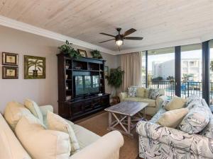 Gallery image of Phoenix On The Bay 2208 by Meyer Vacation Rentals in Orange Beach