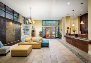 
The lobby or reception area at Summerland Waterfront Resort & Spa
