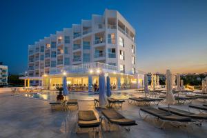 Foto dalla galleria di Infinity Blu - Designed for Adults a Protaras