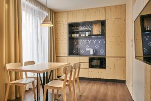 Eldhús eða eldhúskrókur á Aparthotel Svatý Vavřinec