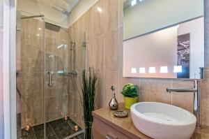 Koupelna v ubytování Luxury Paulay street Apartment
