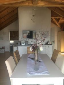 Een keuken of kitchenette bij Penthouse Bargholz