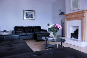 Χώρος καθιστικού στο Bella Vista Hotel & Self Catering Suites