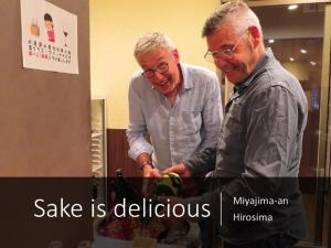 Ospiti di Ryokan with natural hot springs and okonomiyaki Miyajima-an Hiroshima