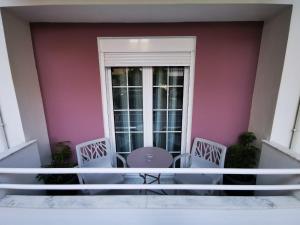 A balcony or terrace at Home Volos