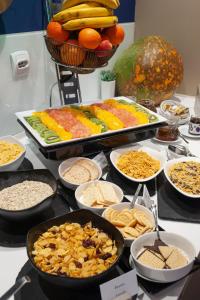 Makanan di atau berdekatan hotel