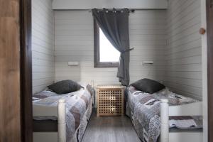 Posteľ alebo postele v izbe v ubytovaní Skoganvarre Villmark