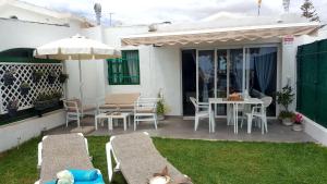 Veranda oz. zunanji predel v nastanitvi Enjoy days of dreams in paradise, 2 BR with POOL