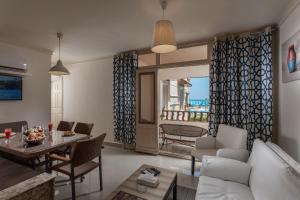 Posezení v ubytování Mirage Hotel Sidi Abd El Rahman