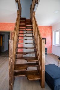 Posteľ alebo postele v izbe v ubytovaní Apartmány pod Jeřábem, Šanov 67, Červená Voda