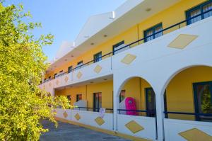 O edifício em que o apart-hotel se localiza