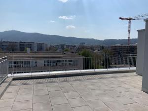 Ein allgemeiner Bergblick oder ein Berglick von der Ferienwohnung aus
