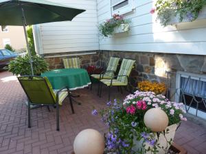 Patio nebo venkovní prostory v ubytování Pension Rheingold Garni