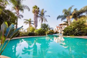 Piscina en o cerca de PortAventura Hotel PortAventura - Includes unlimited access to PortAventura Park & 1 access to Ferrari Land