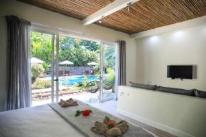 Hồ bơi trong/gần Manala Hotel
