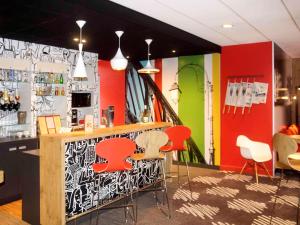 Salone o bar di ibis Montargis