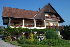 Gallery image of Gästehaus der Gamser Winzerstube in Bad Gams