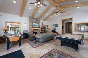 Gallery image of 2 Bedroom Snowbasin Vacation Rental - Huntsville, Utah Lodging Options LS63 in Huntsville